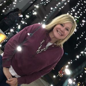 Meet your Posher, Stacy